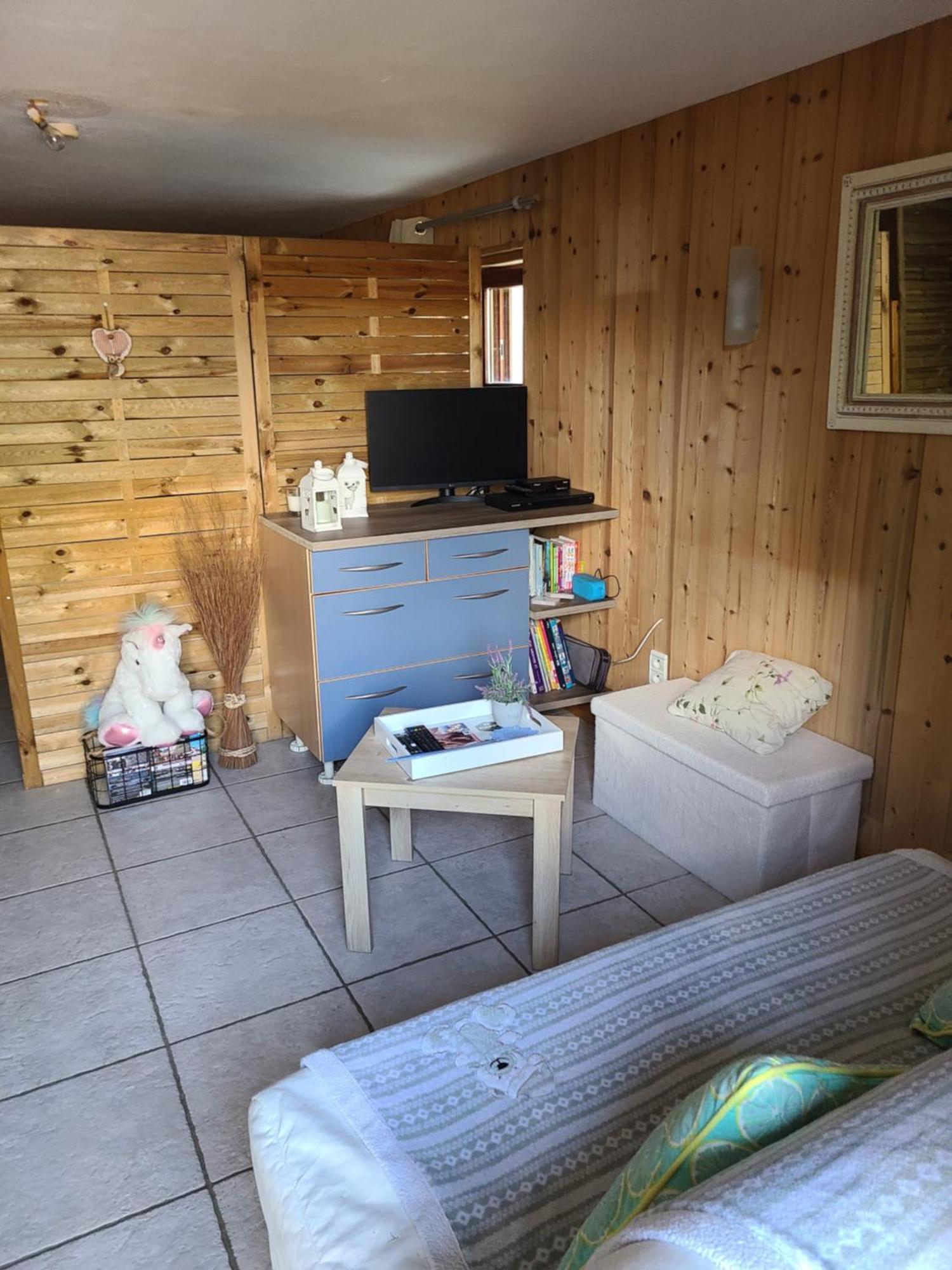 L'Oree Des Bornes-Appartement Avec Piscine Evires Екстер'єр фото